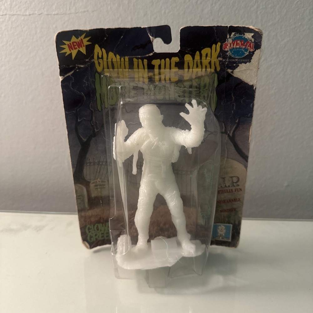 1990 Universal Pictures Glow in the Dark Movie Monsters The Mummy